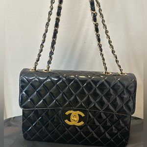 Chanel VINTAGE jumbo XL PATENT Classic